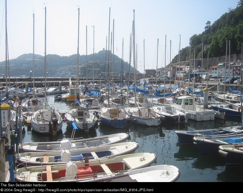 The San Sebastián harbour.